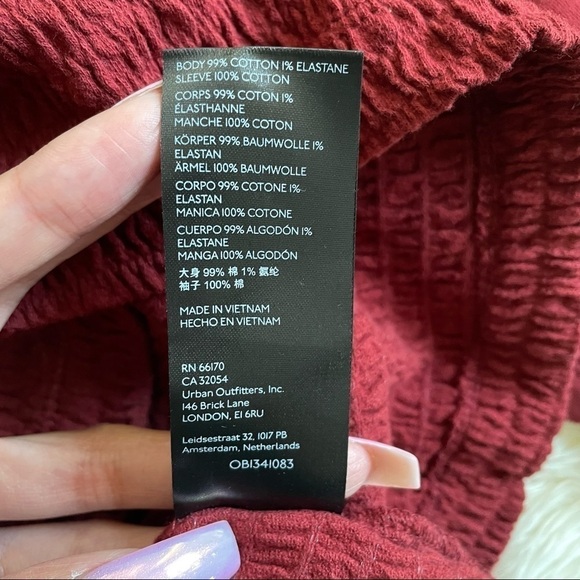 Anthropologie Blouse Smocked Bell-Sleeve Top Shirt in Wine M - Picture 8 of 12